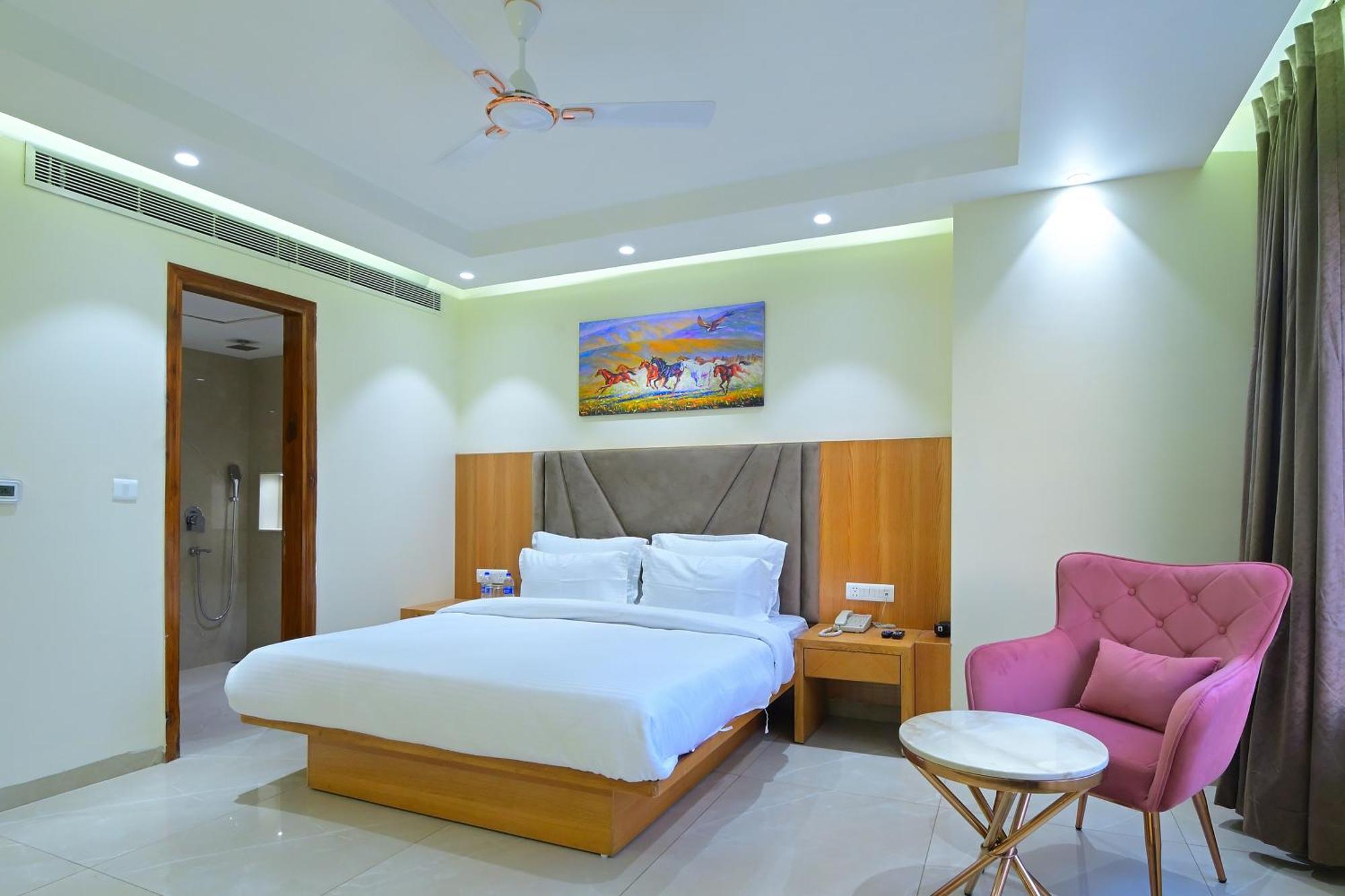 Hotel Shandon-2 Mins From Connaught Place New Delhi Exterior photo